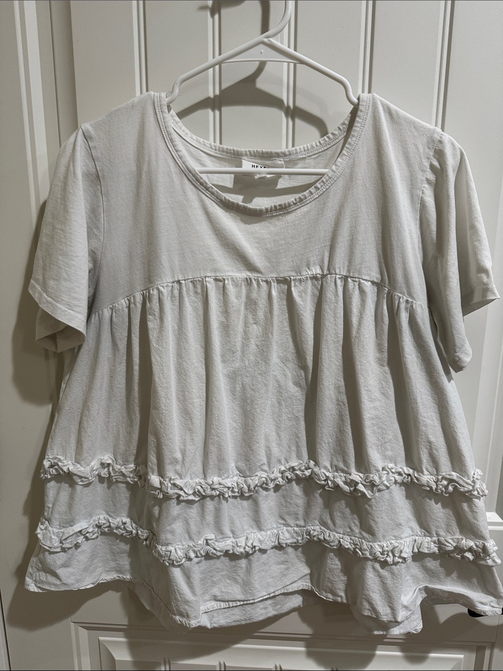 Short-Sleeve Ruffle-Tier short sleeve top - white